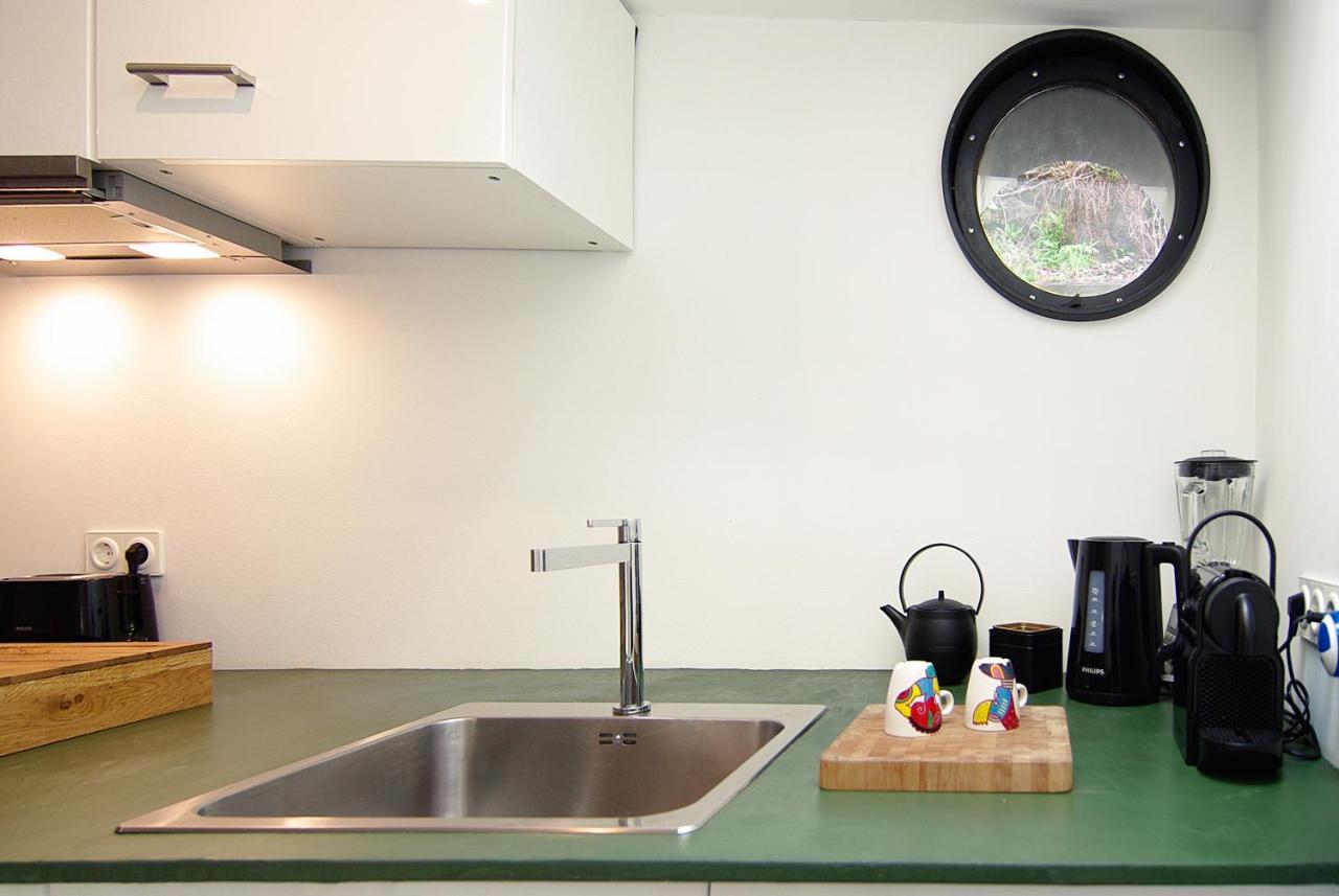 Hotel Magnificent Houseboat With A Stunning View! Amsterdam Esterno foto